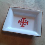 porcelaine croix du Saint-Sépulcre