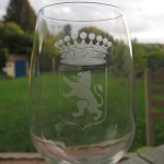 verre gravé armoiries